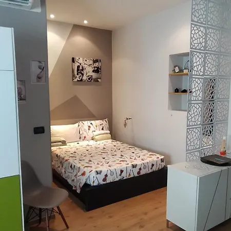Apartamento La Graziosa Torino, Porta Susa Turim